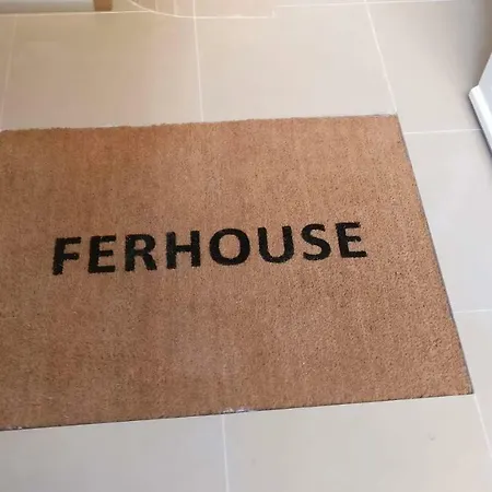 Ferhouse Dreams アパート ナザレ