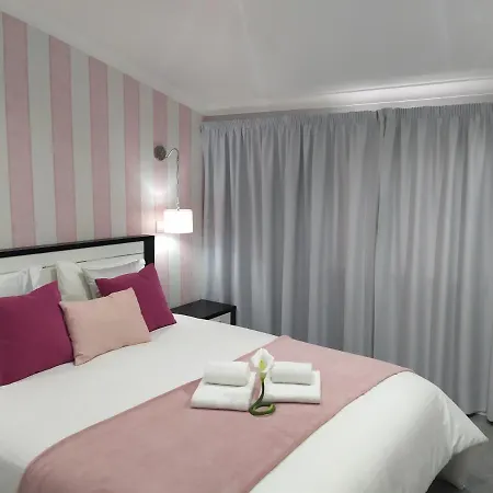 Апартаменты Ferhouse Dreams Назаре