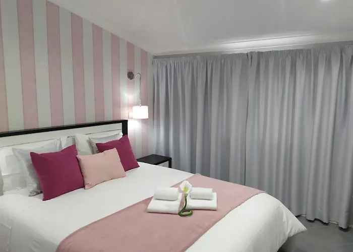 Апартаменты Ferhouse Dreams Назаре